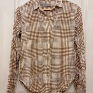 Everlane 100% linen, gingham button up shirt